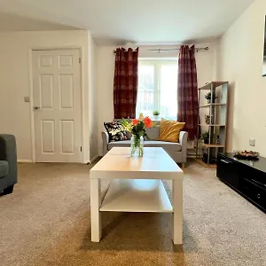 Abbey Wood Garden Retreat: Elizabeth Line Access To London Holiday home